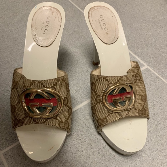 Gucci open toed sandal - Picture 2 of 3